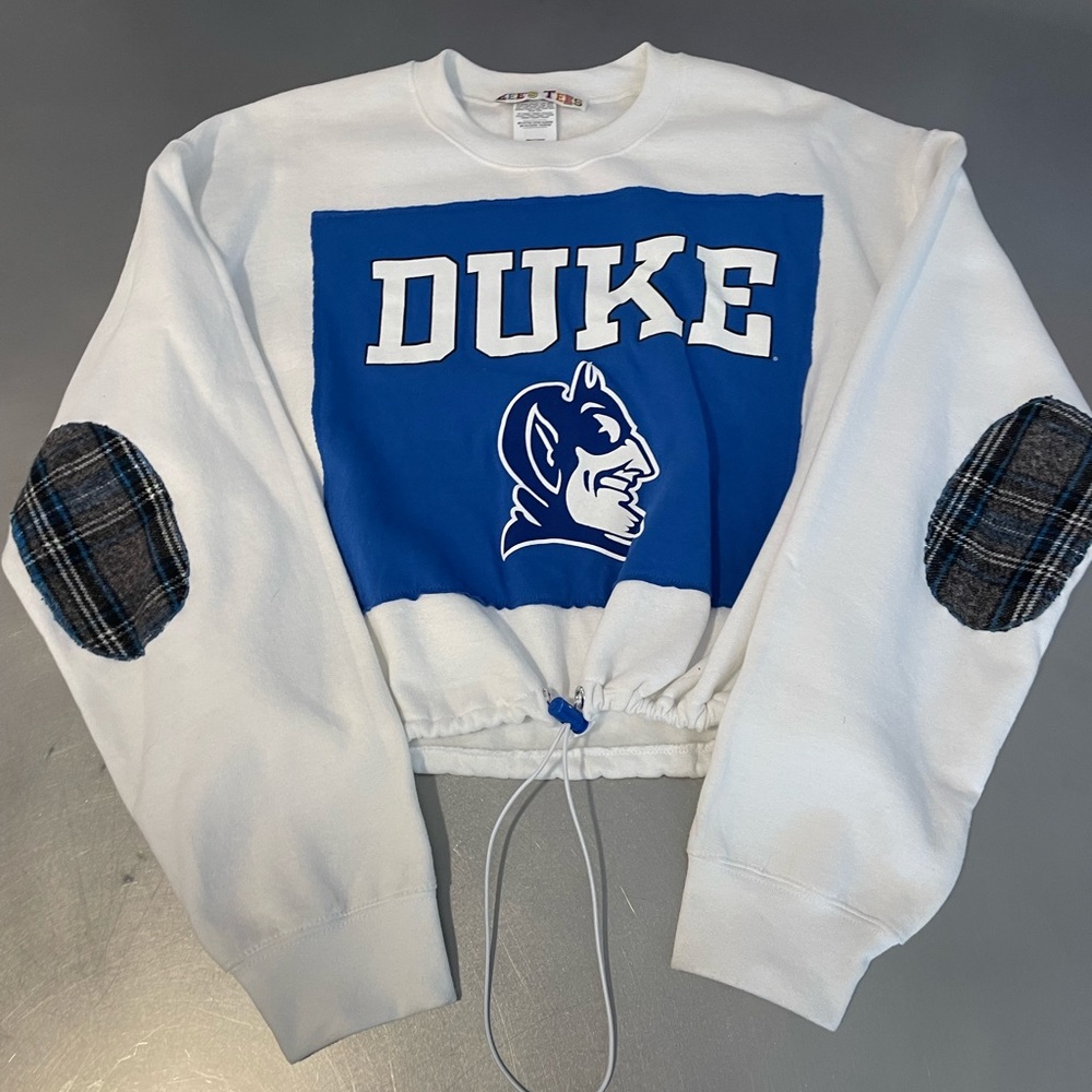 Duke crop drawstring patch sweatshirt